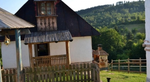 catalog_featured_images/1652/1489953855Apartments-Agrotourism-Equestrian.jpg